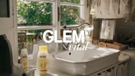 snakesandfunerals.at