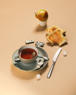 snakesandfunerals.at